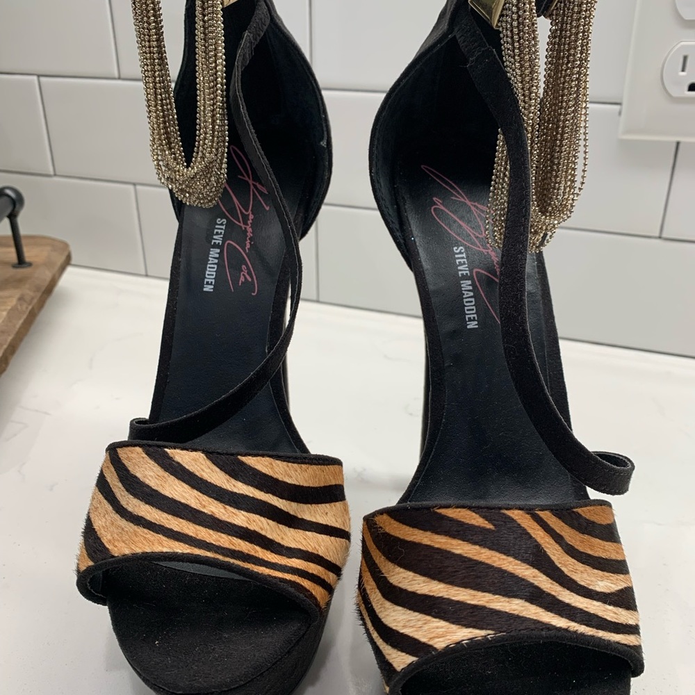 Steve Madden Leopard Strappy Keyshia Cole Fresh Black Platform Heels